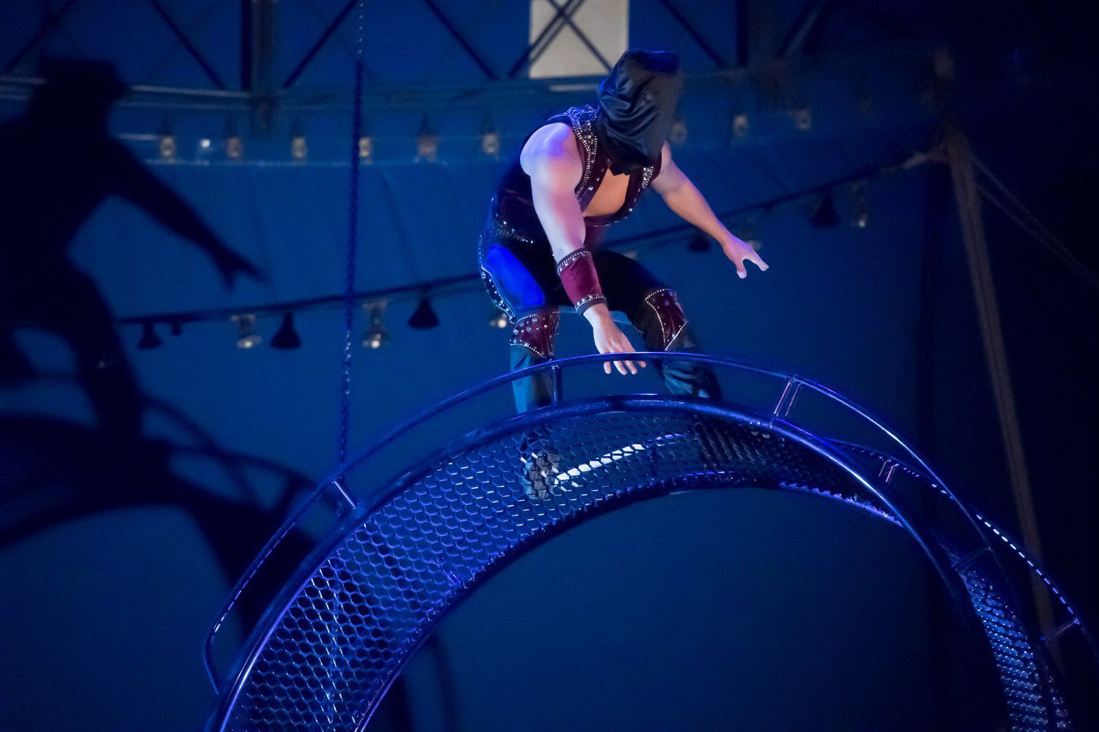 Circus Flora's 'The Case of the Missing Bellhop' in Grand Center